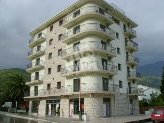 Квартира в Будве, Черногория, 140 м2 - фото 1