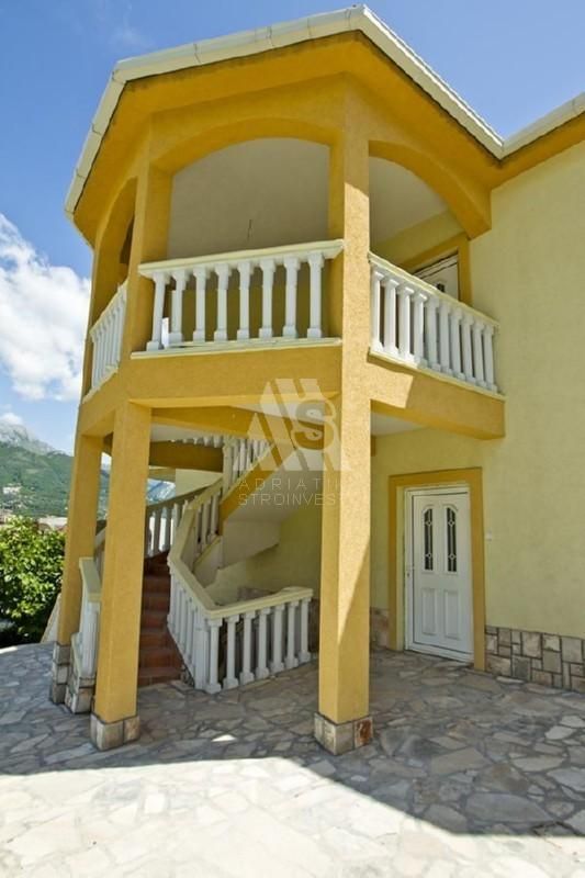 Дом в Баре, Черногория, 530 м2 - фото 1