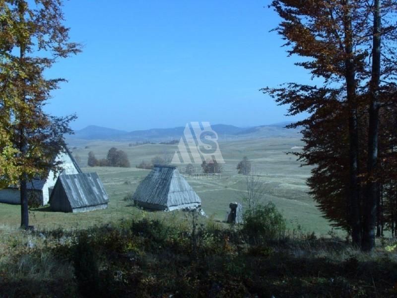 Земля в Жабляке, Черногория, 700 м2 - фото 1