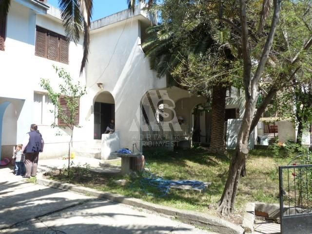 Дом в Баре, Черногория, 230 м2 - фото 1