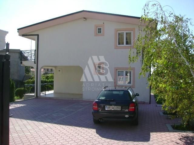 Дом в Сутоморе, Черногория, 230 м2 - фото 1