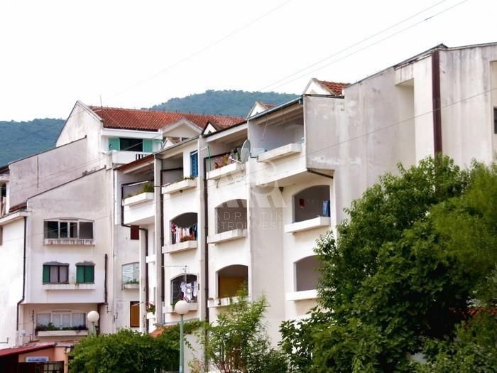 Квартира в Биеле, Черногория, 41 м2 - фото 1