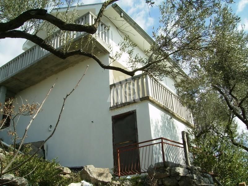 Дом в Тивате, Черногория, 92 м2 - фото 1