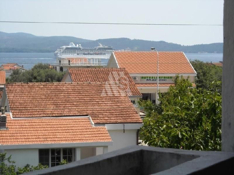 Квартира в Биеле, Черногория, 40 м2 - фото 1