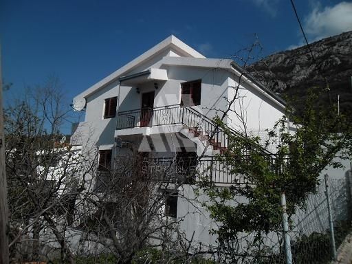 Дом в Баре, Черногория, 220 м2 - фото 1