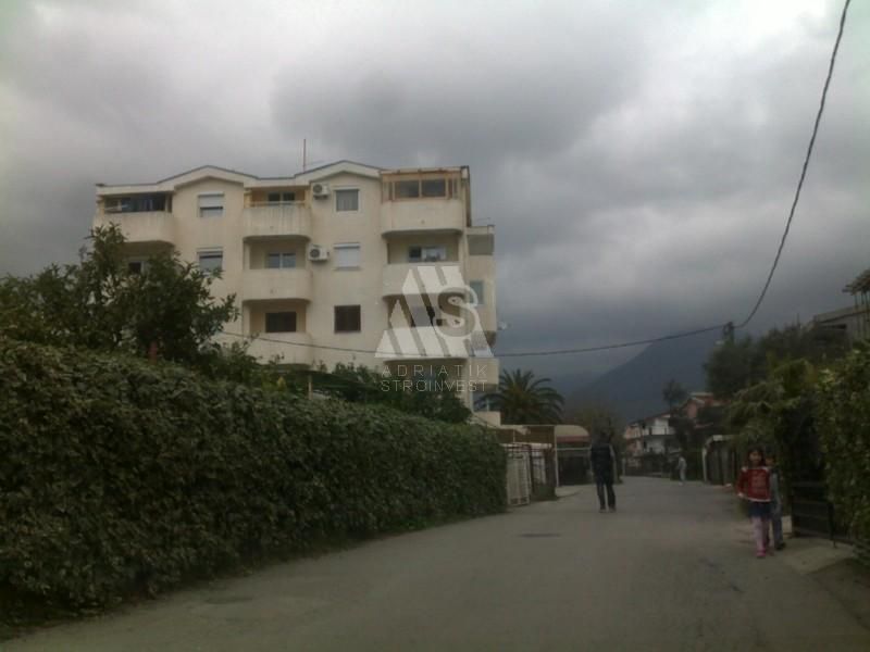 Квартира в Баре, Черногория, 39 м2 - фото 1
