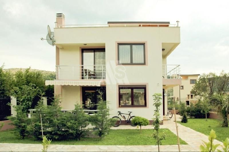 Дом в Баре, Черногория, 136 м2 - фото 1