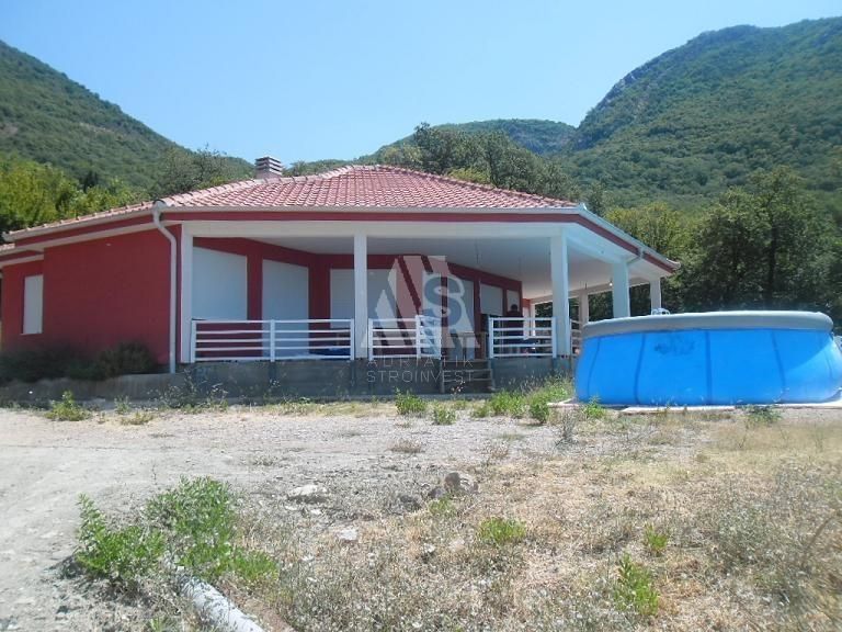 Дом в Баре, Черногория, 255 м2 - фото 1