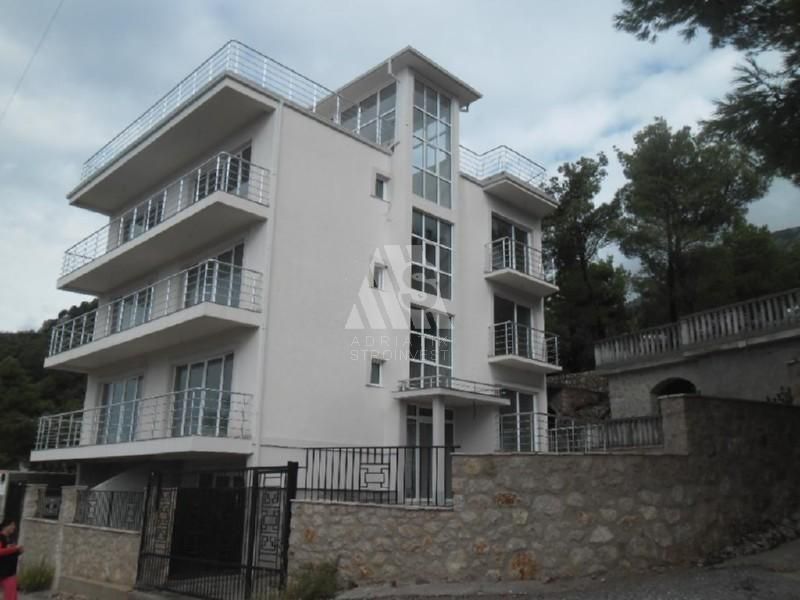 Отель, гостиница в Баре, Черногория, 480 м2 - фото 1