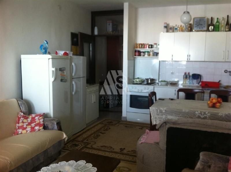 Квартира в Улцине, Черногория, 51 м2 - фото 1