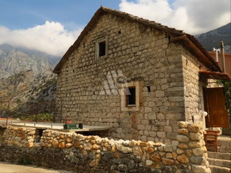 Дом в Которе, Черногория, 24 м2 - фото 1