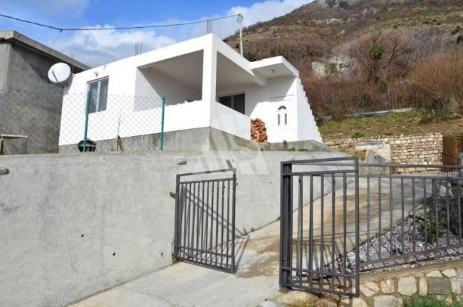 Дом в Сутоморе, Черногория, 70 м2 - фото 1