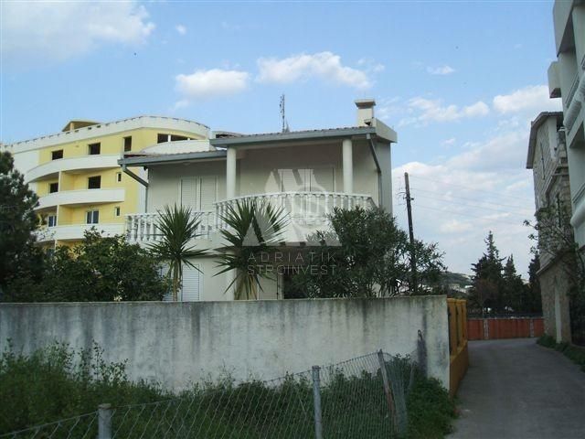 Дом в Добра Воде, Черногория, 130 м2 - фото 1
