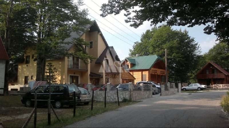 Отель, гостиница в Жабляке, Черногория, 400 м2 - фото 1