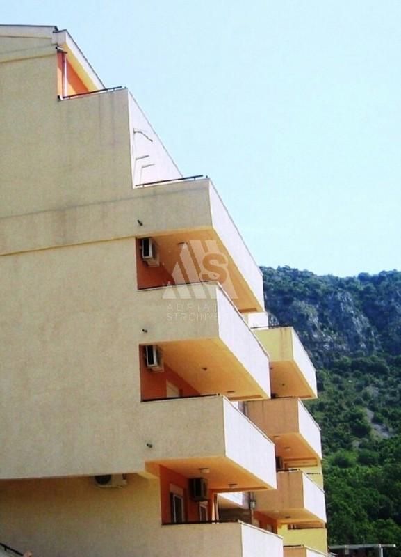 Квартира в Будве, Черногория, 84 м2 - фото 1