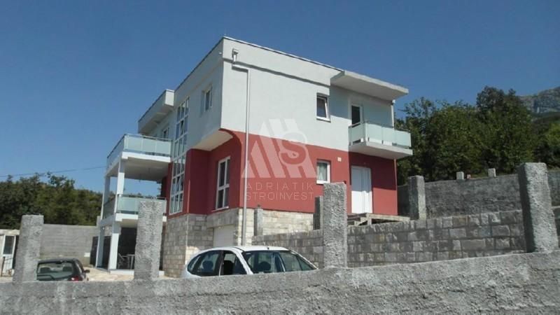 Вилла в Сутоморе, Черногория, 230 м² - фото 2