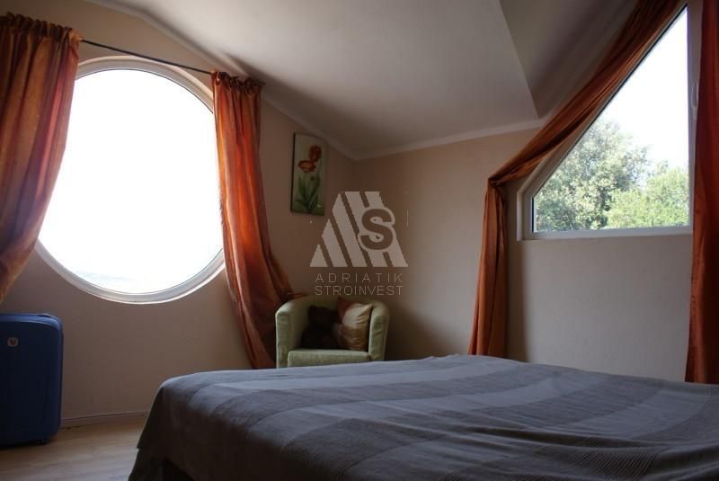 Дом в Утехе, Черногория, 220 м² - фото 2