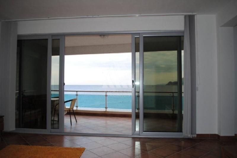 Квартира в Добра Воде, Черногория, 128 м² - фото 2