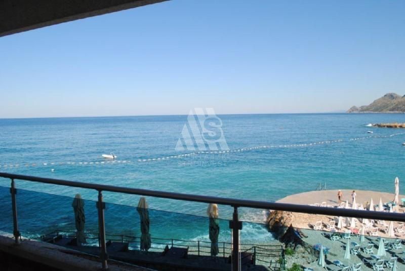 Квартира в Добра Воде, Черногория, 128 м² - фото 3