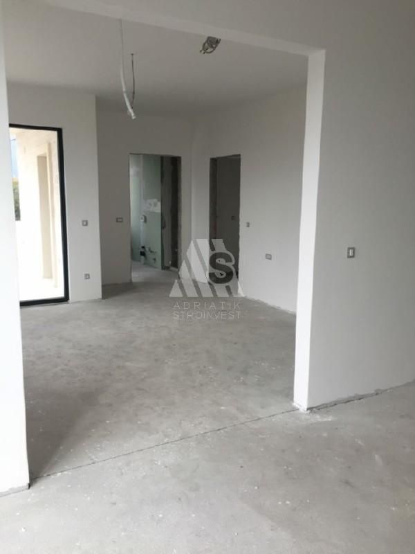 Вилла в Тивате, Черногория, 240 м² - фото 7