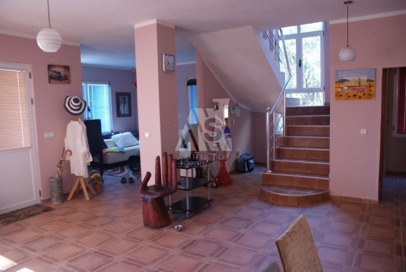 Дом в Утехе, Черногория, 220 м² - фото 8