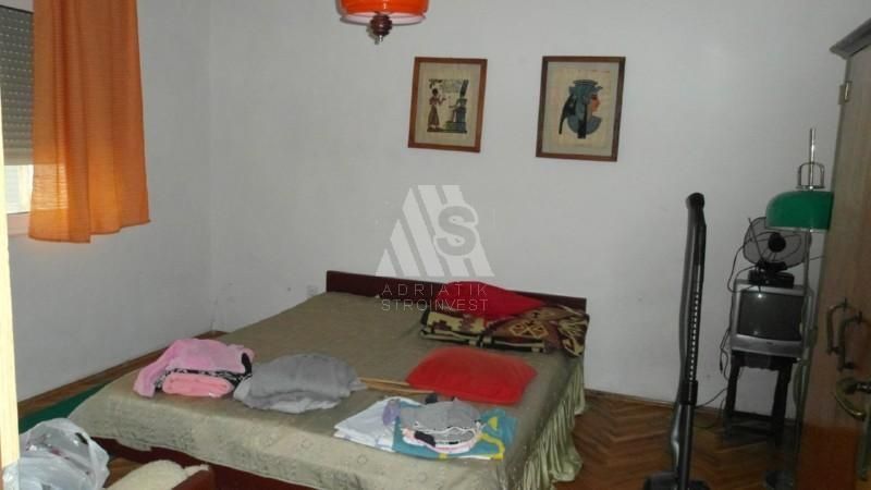 Дом в Баре, Черногория, 200 м² - фото 8