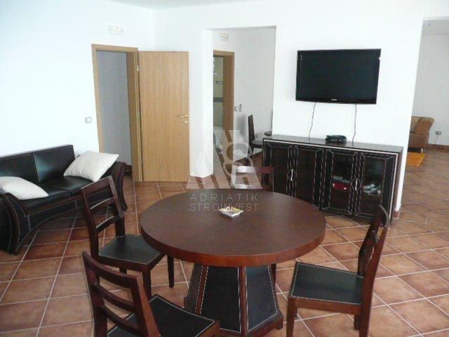 Квартира в Добра Воде, Черногория, 128 м² - фото 11