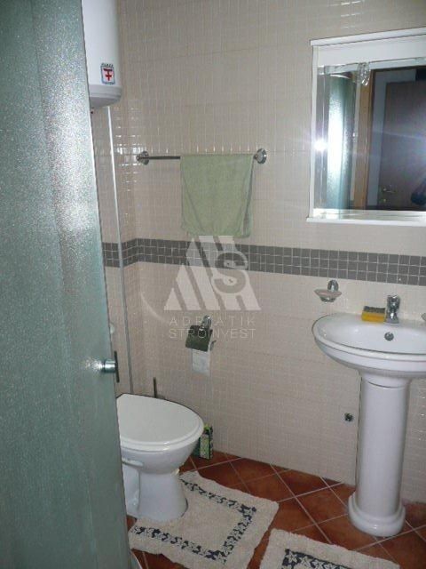 Квартира в Добра Воде, Черногория, 128 м² - фото 13