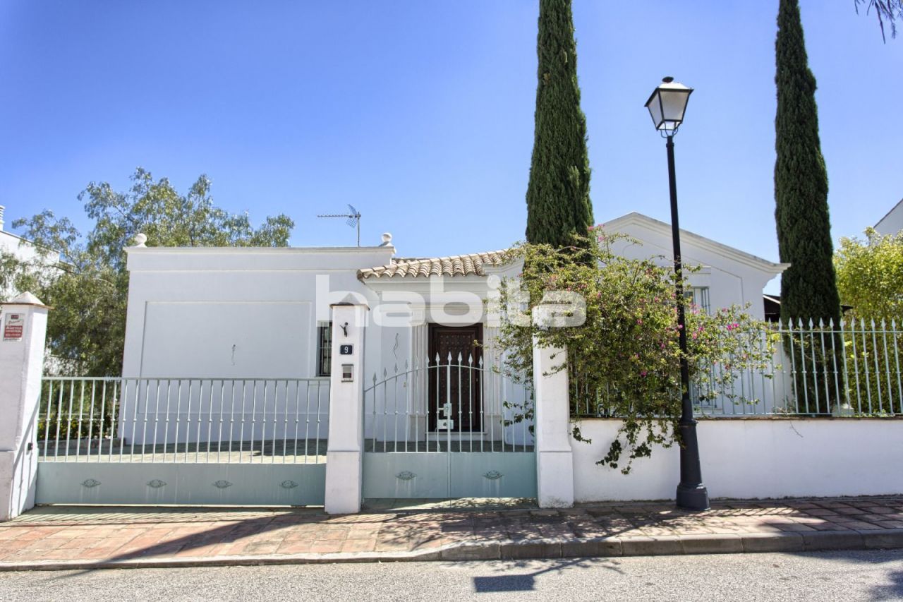 Дом в Малаге, Испания, 178.97 м2 - фото 1