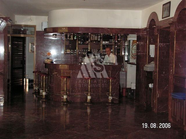 Отель, гостиница в Сутоморе, Черногория, 2 000 м² - фото 5