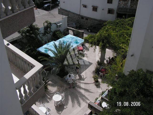 Отель, гостиница в Сутоморе, Черногория, 2 000 м² - фото 6