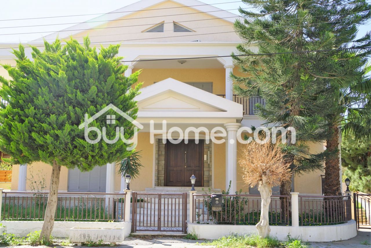 Дом в Ларнаке, Кипр, 431 м2 - фото 1