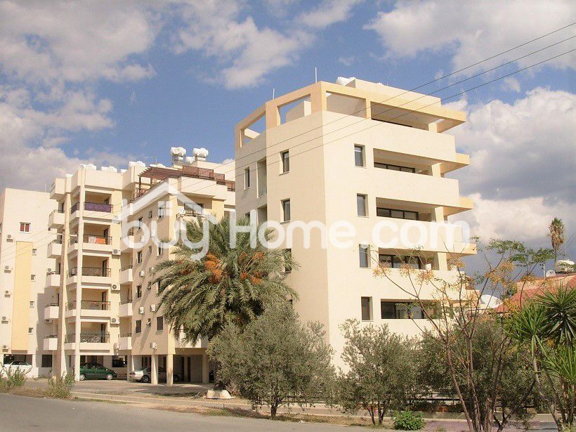 Коммерческая недвижимость в Ларнаке, Кипр, 363 м2 - фото 1