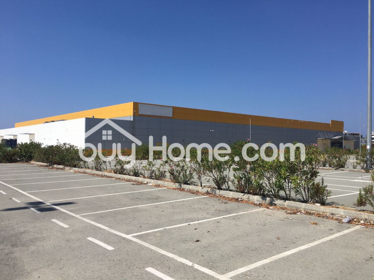 Коммерческая недвижимость в Пафосе, Кипр, 23 188 м2 - фото 1