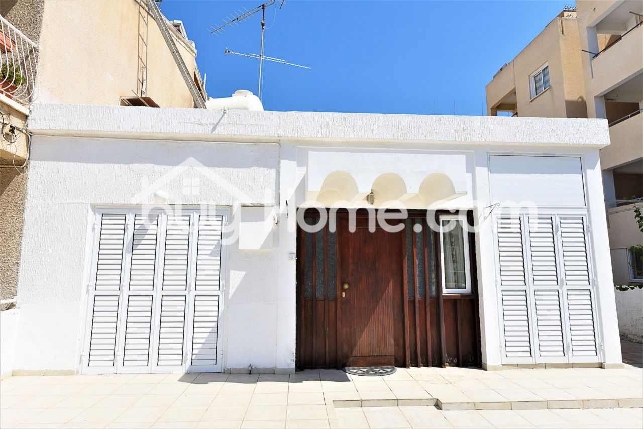 Дом в Ларнаке, Кипр, 100 м2 - фото 1