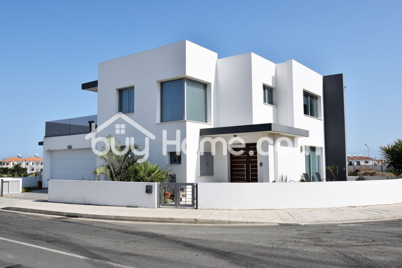 Дом в Ларнаке, Кипр, 170 м2 - фото 1