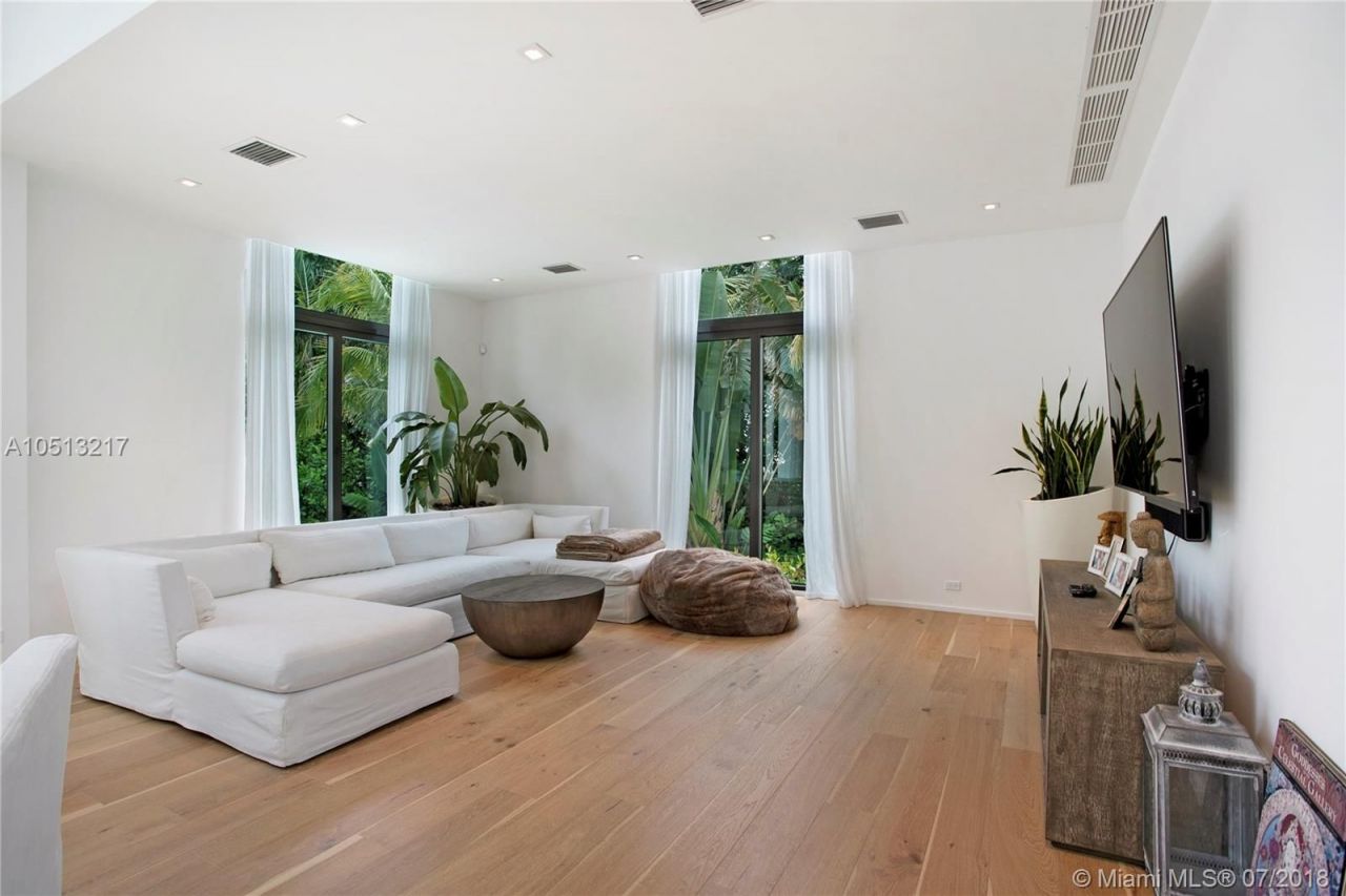 Вилла в Майами, США, 310 м² - фото 8