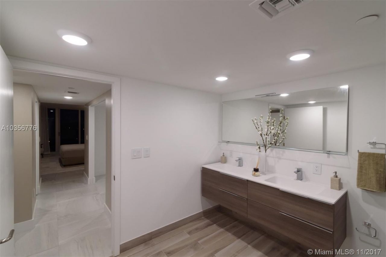 Квартира в Майами, США, 310 м² - фото 9