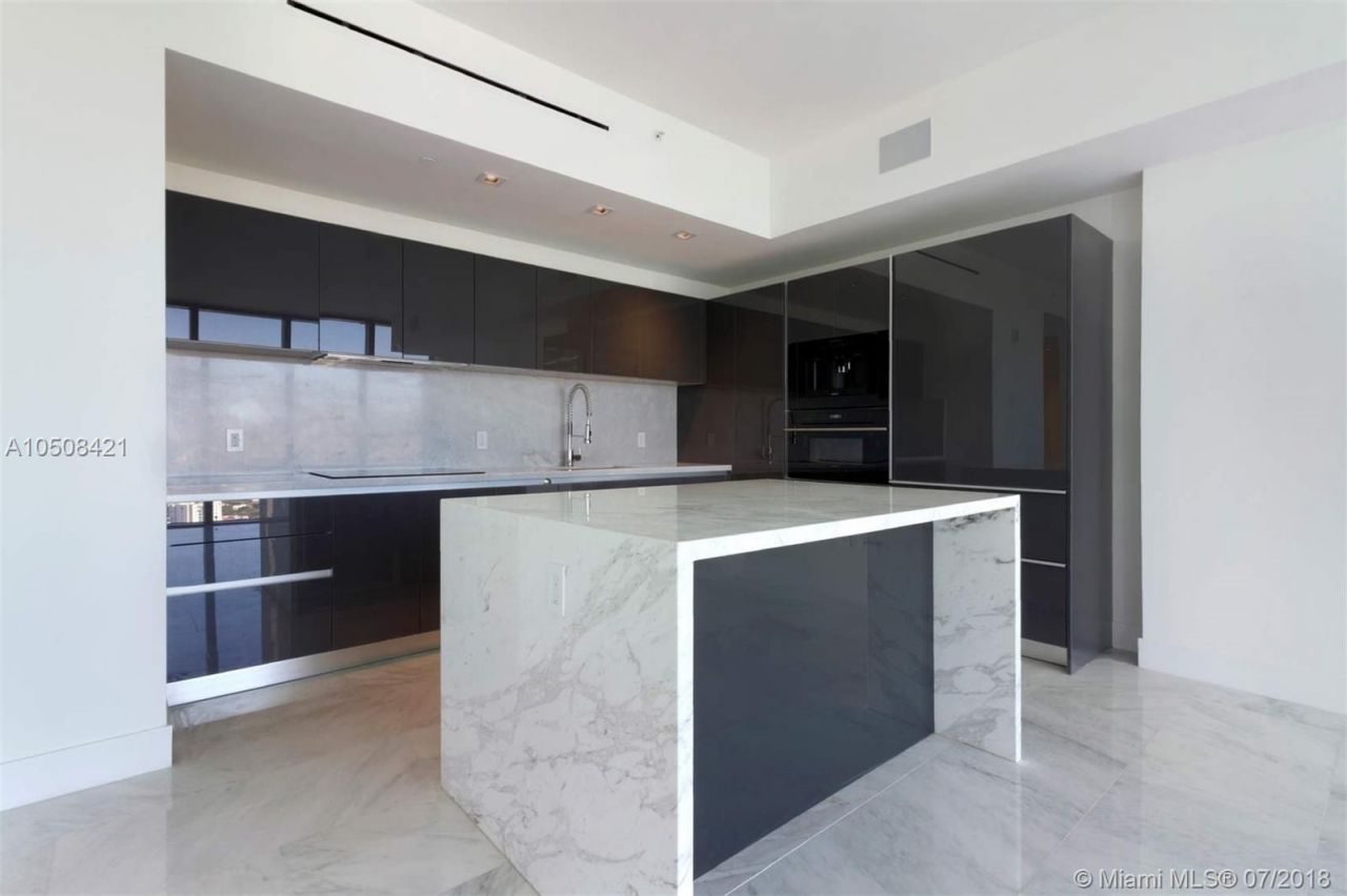 Апартаменты в Майами, США, 135 м² - фото 4