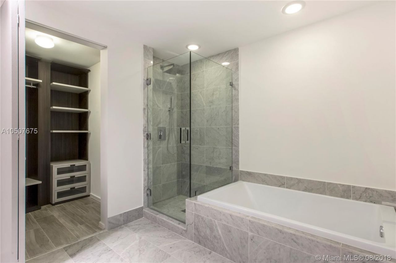 Апартаменты в Майами, США, 170 м² - фото 10