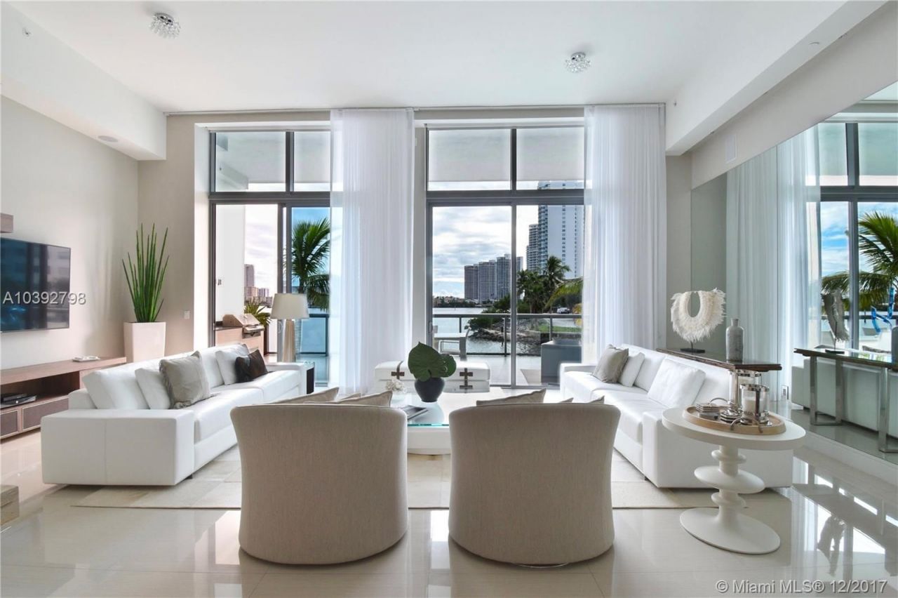 Таунхаус в Майами, США, 180 м² - фото 11