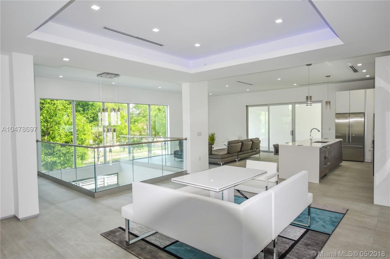 Дом в Майами, США, 350 м² - фото 6