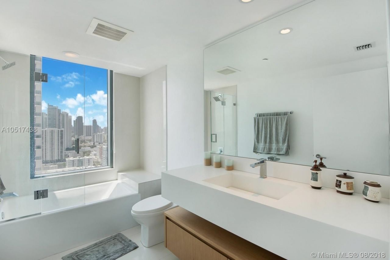 Апартаменты в Майами, США, 130 м² - фото 7