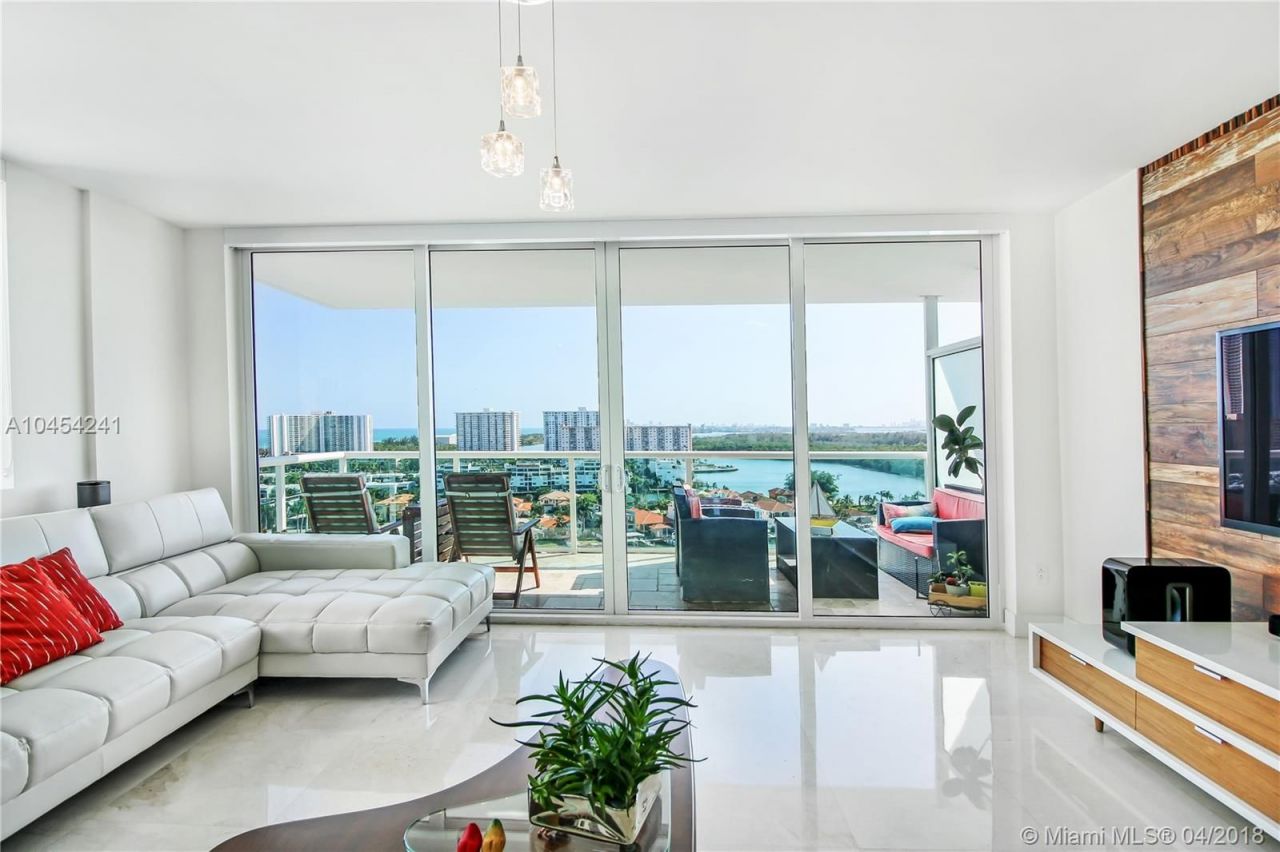 Апартаменты в Майами, США, 170 м2 - фото 1