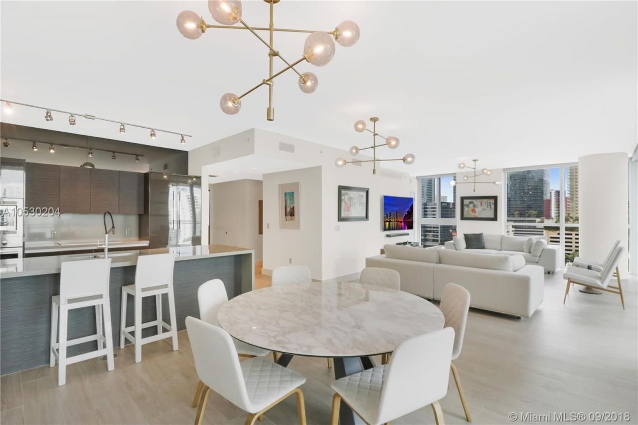 Апартаменты в Майами, США, 220 м² - фото 2