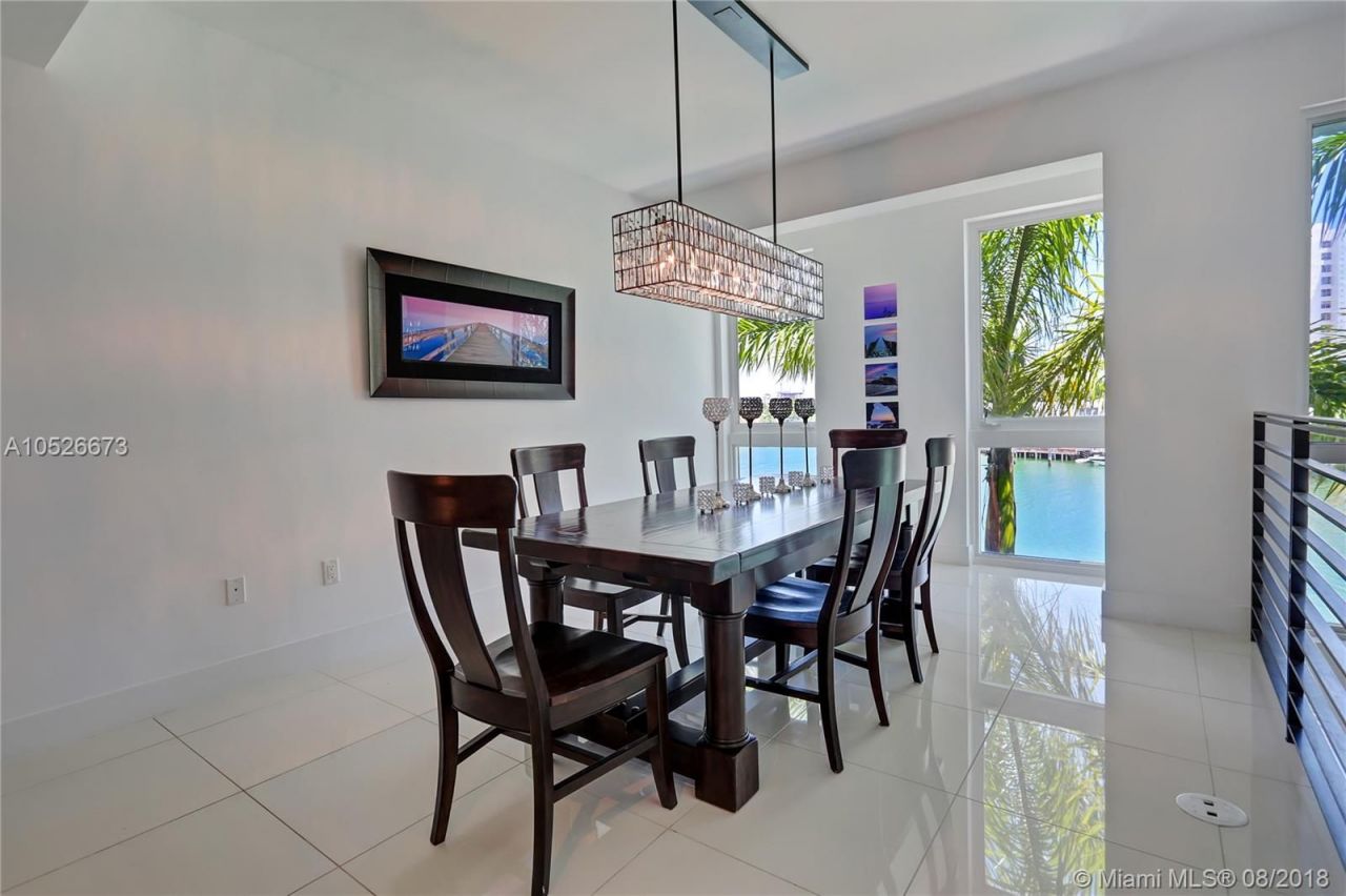 Таунхаус в Майами, США, 240 м² - фото 10