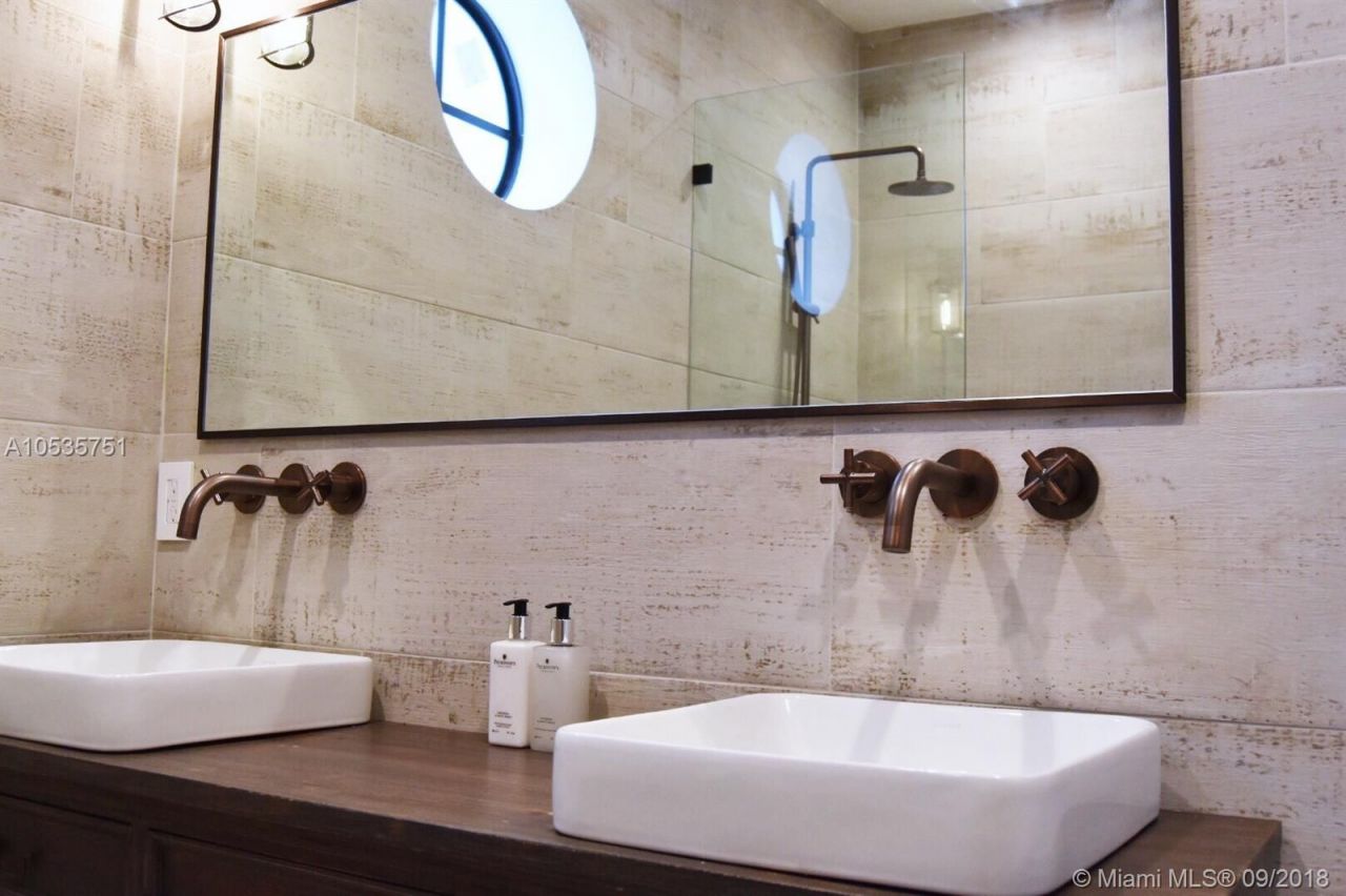 Дом в Майами, США, 210 м² - фото 8