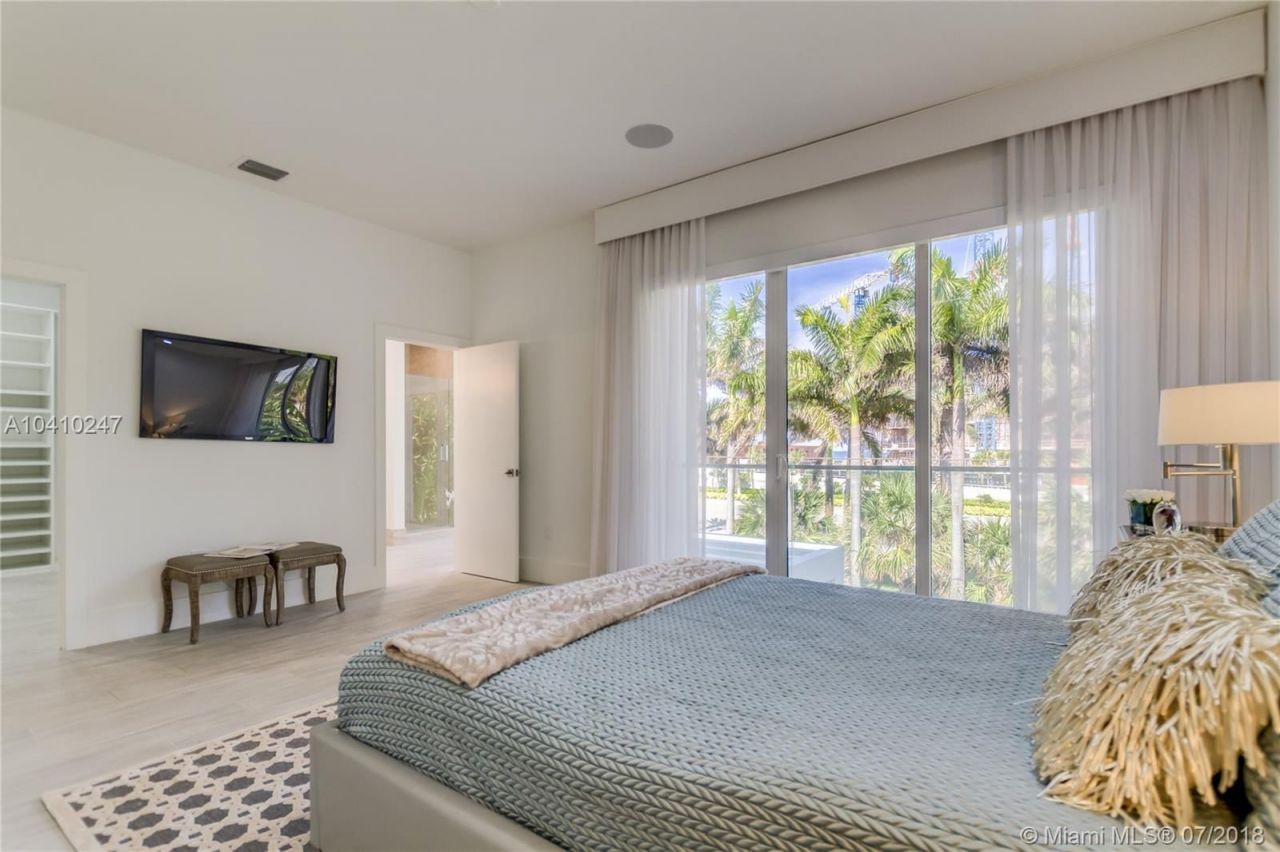 Коттедж в Майами, США, 300 м² - фото 4