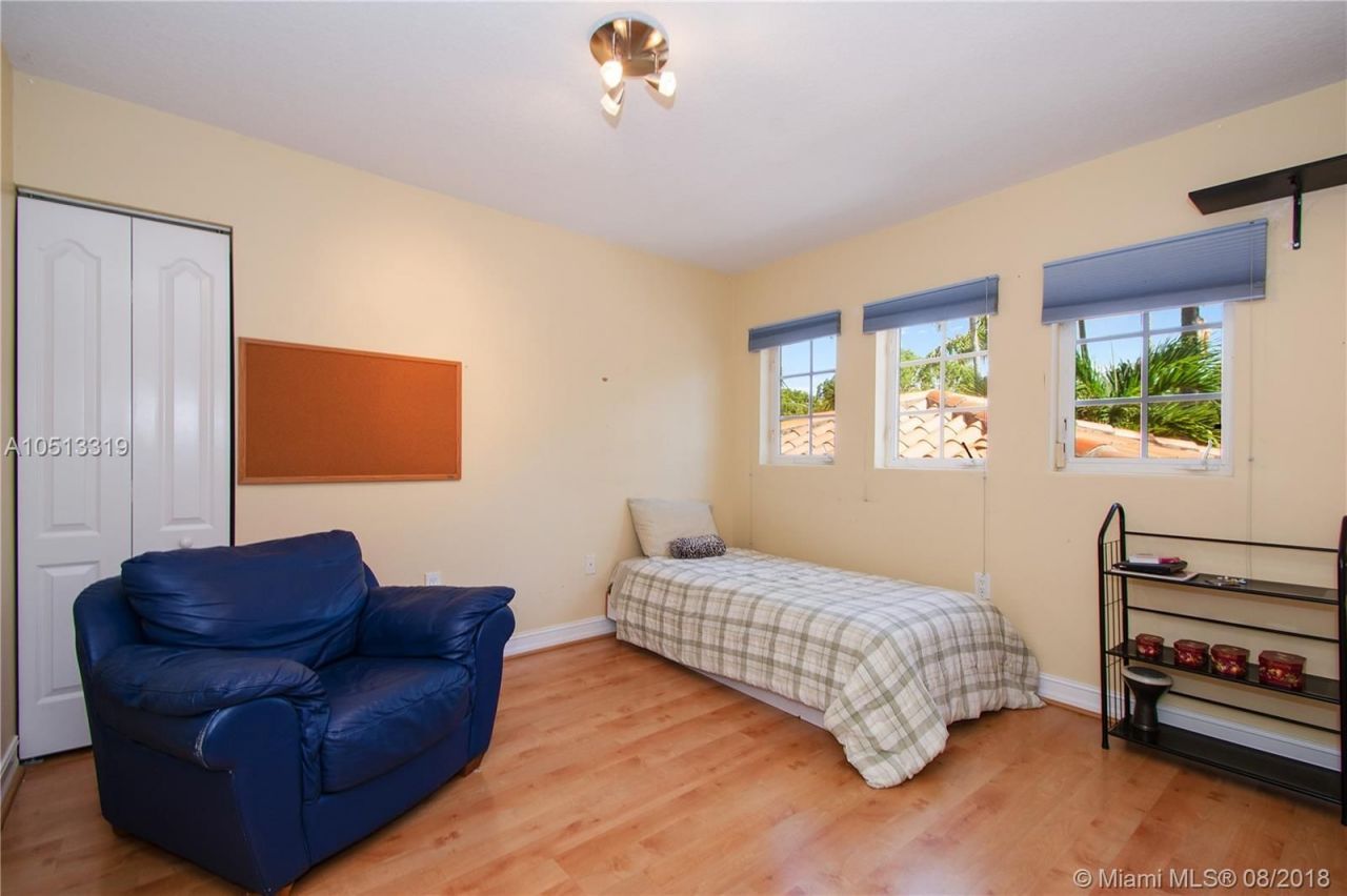 Дом в Майами, США, 300 м² - фото 7