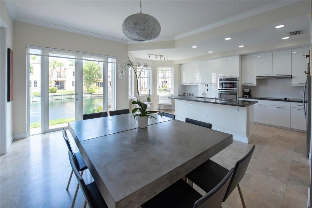 Дом в Майами, США, 280 м² - фото 12